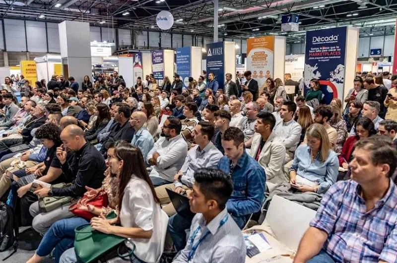 Phạm vi các gian trưng bày tại Triển lãm Trung tâm Dữ liệu Thế giới, Pháp, năm 2026